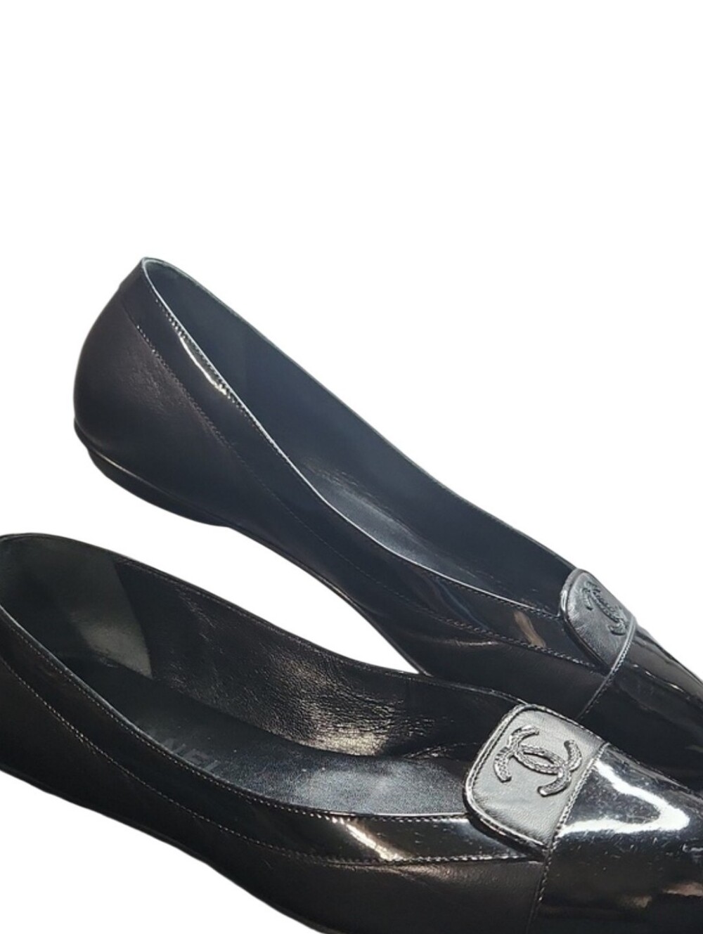 CHANEL Black Patent Leather Loafers Peek Logo At Toe Interlocking CC Size 38 EU